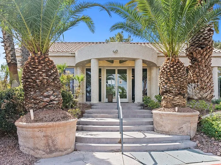 3145 Casey Dr #201 — Photo 21