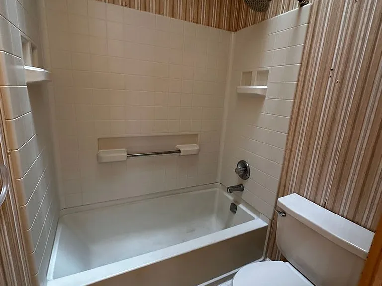 126 Kristine Blvd — Photo 30