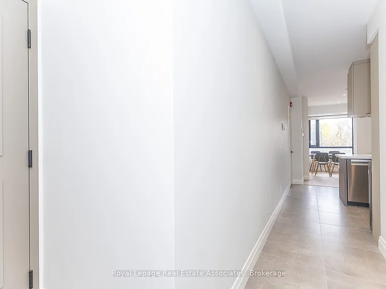 1000 Bathurst St #301 — Photo 6