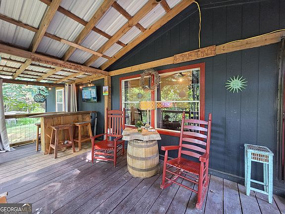 5th image of 357 Little River Ln