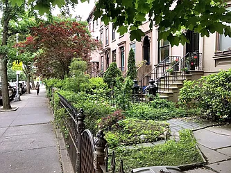Rented by Rapid Realty Cobble Hill