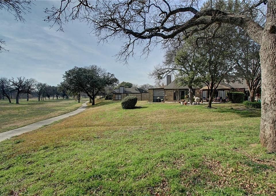 1st image of 2721 Fairway Park