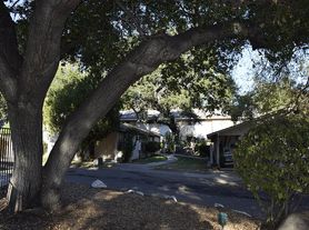 Ojai Gardens Apartments (Resort Apartments L.L.C.)