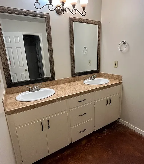 308 Woodrun Dr — Photo 20