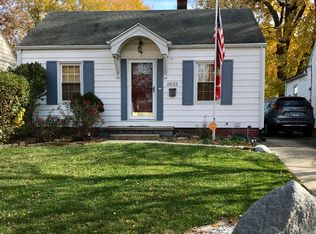 2632 S 8th St, Springfield, IL 62703