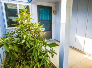 825 NW 133rd St APT B, Vancouver, WA 98685