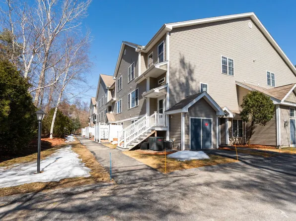 3 Maple Ridge Drive #217, Merrimack, NH 03054