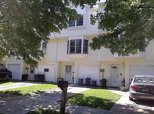 532 Dongan Hills Ave, Staten Island, NY 10305