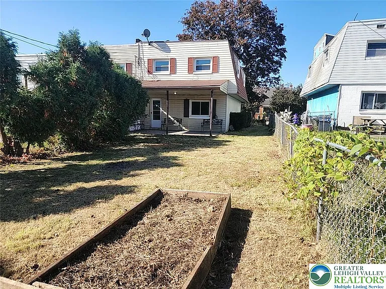 743 N Halstead St — Photo 13