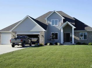 11191 Kress Rd, Roanoke, IN 46783