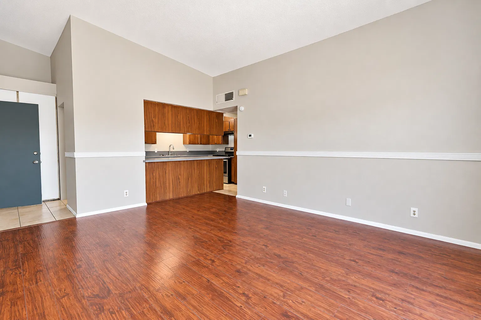 1 bed, 751 sqft, $1,600 — Photo 2