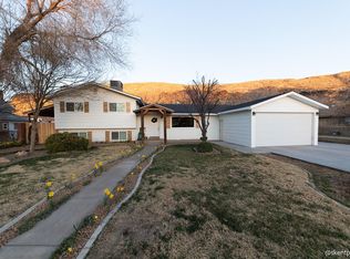 329 S Main St, Hurricane, UT 84737