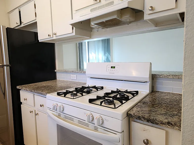 600 Country Aire Dr — Photo 7