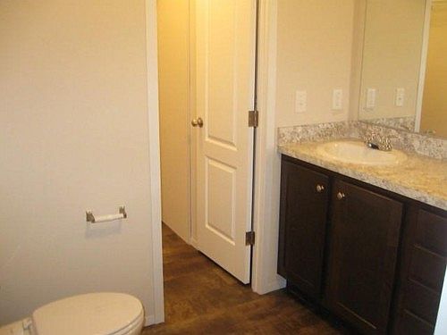 5th image of 2574 Autumn Lake Dr