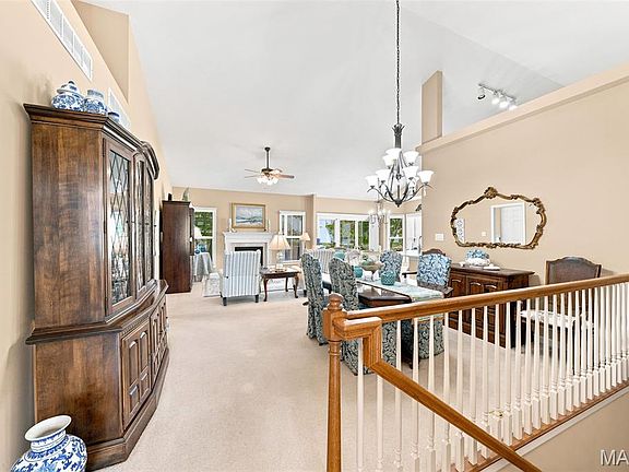 4th image of 303 Glasgow Dr