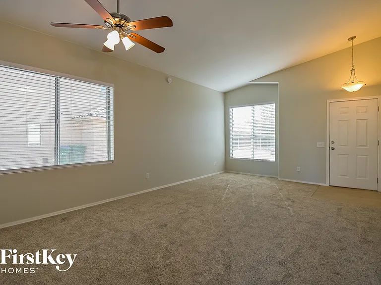7640 W Summer Sky Dr — Photo 2