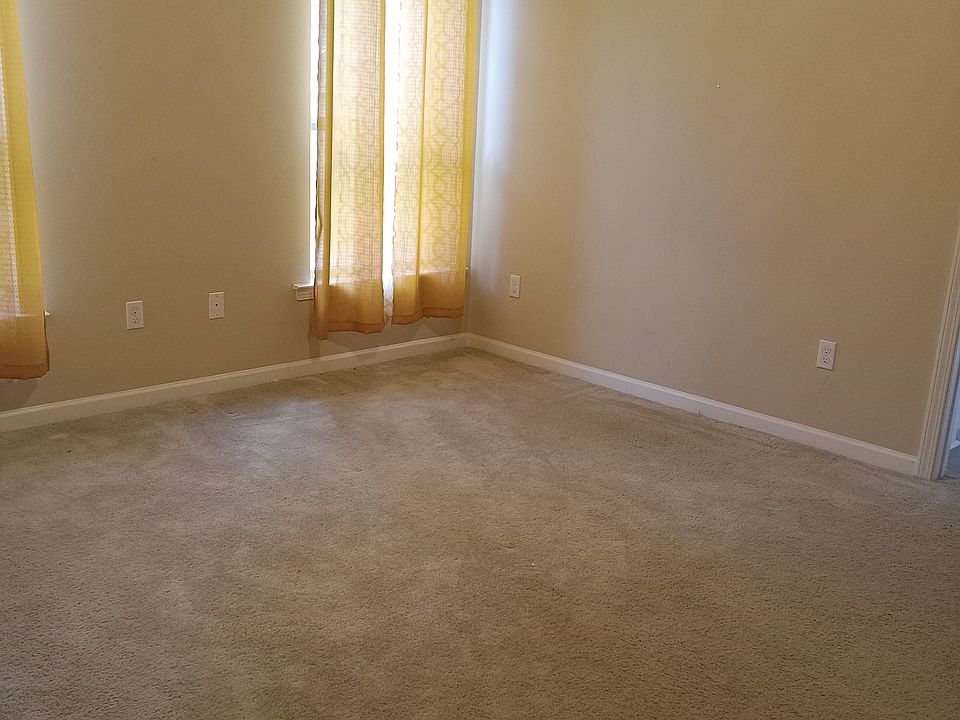 1st image of 218 Rosemary Pl