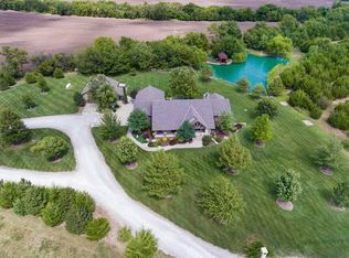 1266 N Country Lane Ct, Mulvane, KS 67110