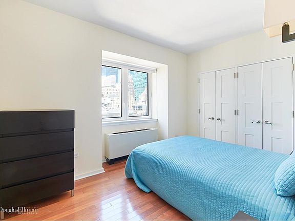 4th image of 425 5th Ave APT 23E