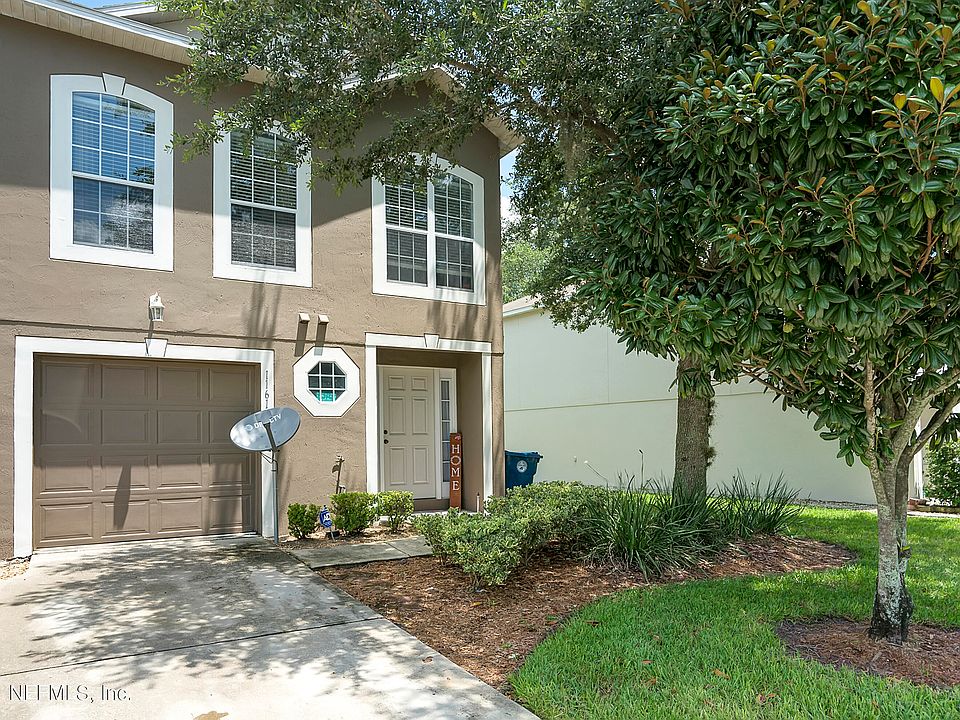1st image of 11616 Hickory Oak Dr