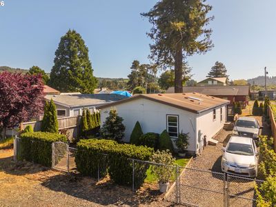 130 S 11TH ST, Lakeside, OR, 97449