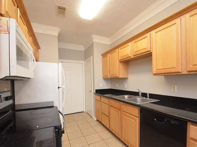 11045 Landswalk Dr #115 — Photo 28