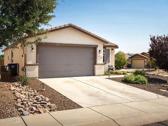 3rd image of 591 Glenshire Ln