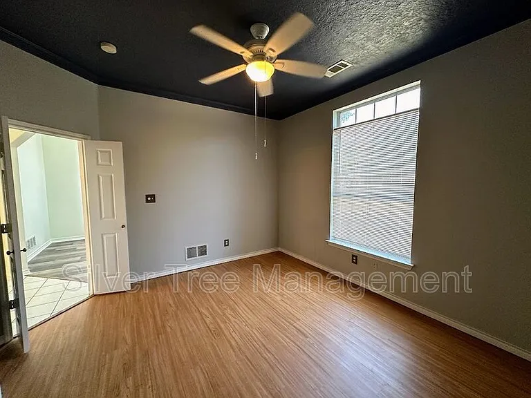 3200 Blenheim Ct — Photo 23