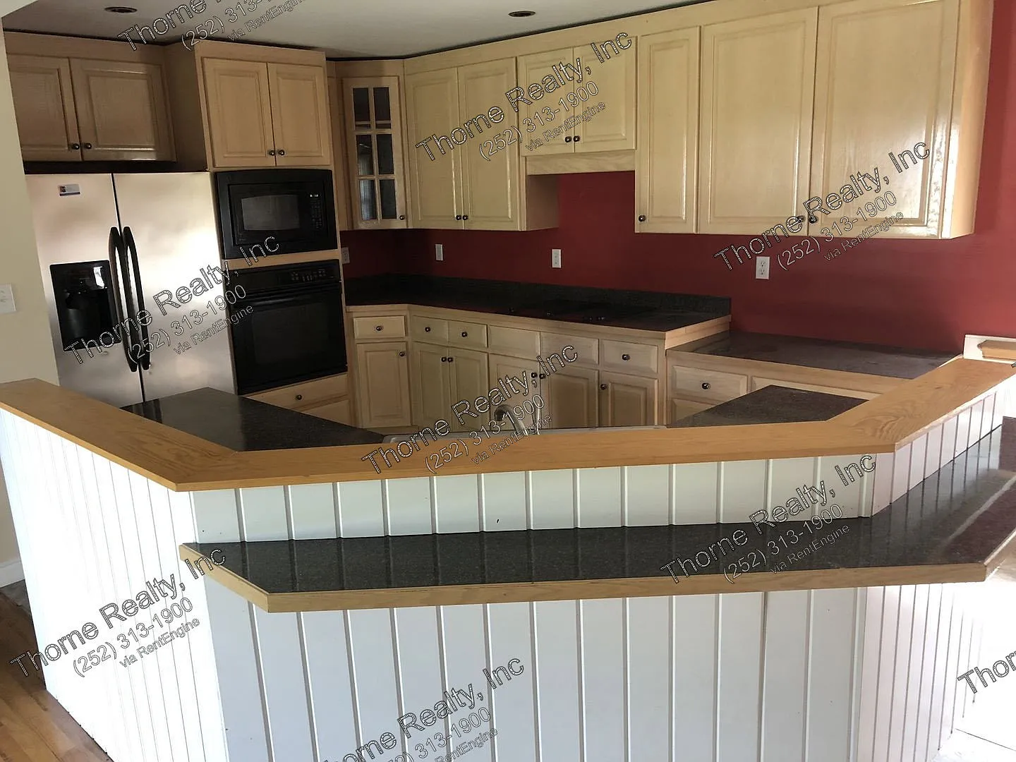 3 bed, 1.5 bath, 1056 sqft, $1,250 — Photo 3