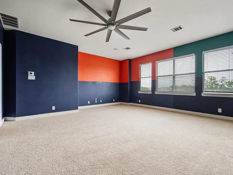 410 Cadence Hl — Photo 18