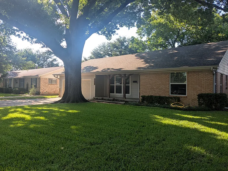2931 Eric Ln — Photo 2
