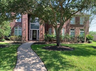 2801 Cedar Ridge Trl, Friendswood, TX 77546