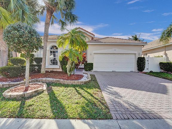 2nd image of 3381 NW 70th Avenue
