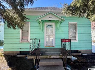 312 N Madison St, Brainard, NE 68626