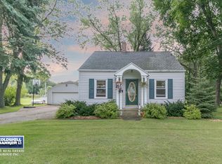 519 Lande St, De Pere, WI 54115