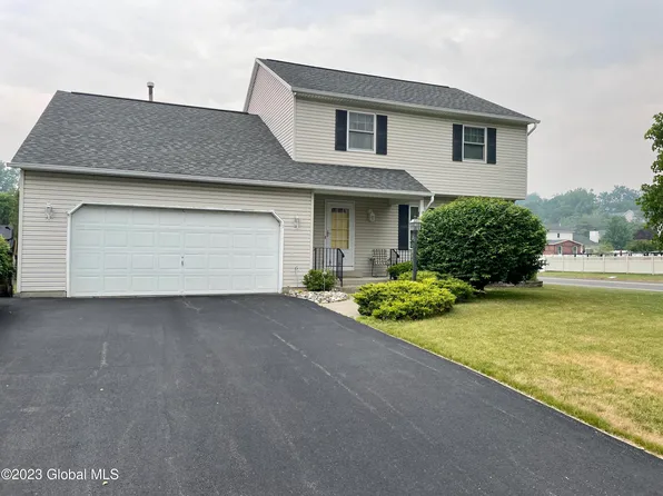 1 Shamrock Circle, Latham, NY 12110