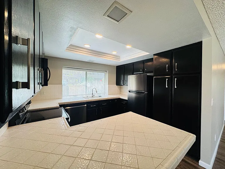 1775 Monte Vista Dr — Photo 6
