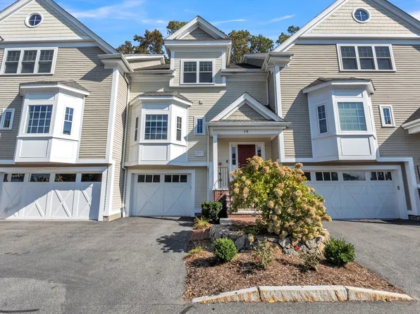 12 Murray Ave #18, Burlington, MA 01803