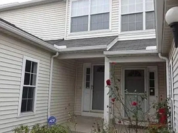 4228 River Ridge Dr, Cleveland, OH 44109