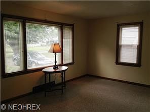 5th image of 65 N Edgehill Ave