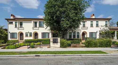 1019 Holly Ave #A Photo 1