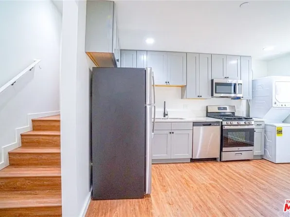 6469 Calhoun Ave, Van Nuys, CA 91401