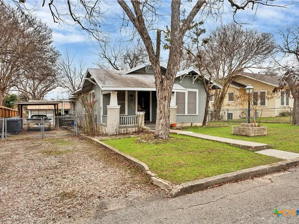 458 Napoleon St, New Braunfels, TX 78130
