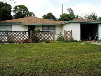 1st image of 3117 Hempstead Rd