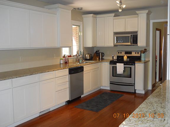2nd image of 419 Valleywood Dr