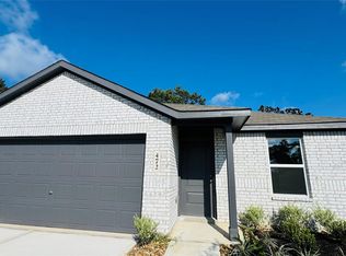 472 Shoreview Dr, Conroe, TX 77303