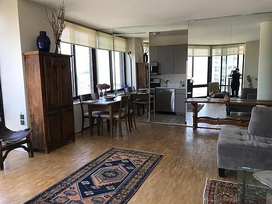Rented by Corcoran | media 6
