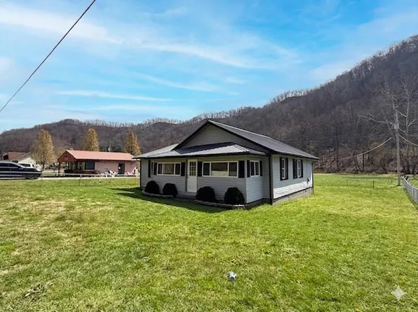 1834 Highway 582, Mallie, KY 41836
