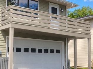 62 Milrace Dr, East Rochester, NY 14445