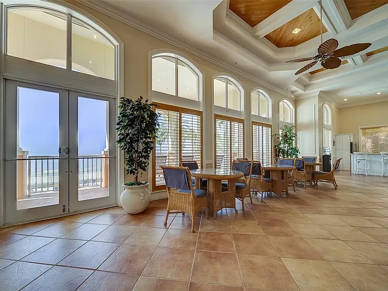 16550 Gulf Blvd #643 — Photo 46
